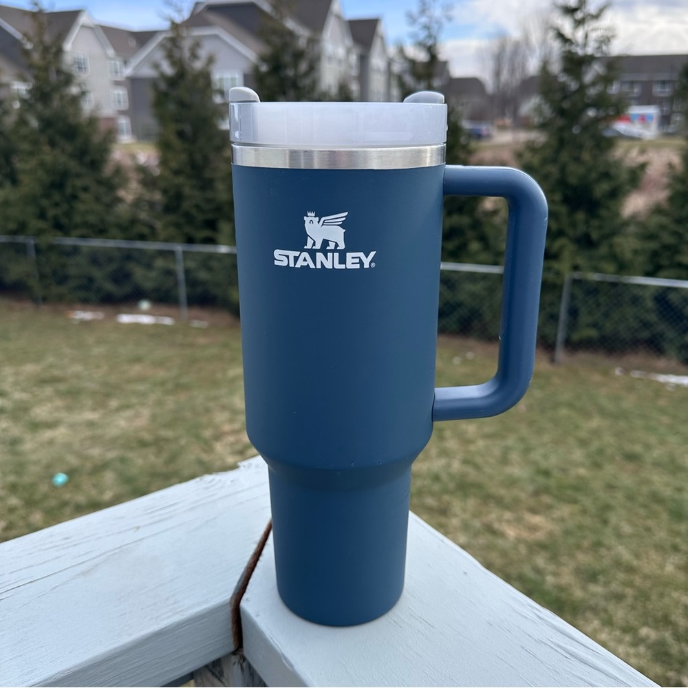 Stanley | Retired "Stormy Sea" Soft Touch Adventure Quencher | Size 40oz